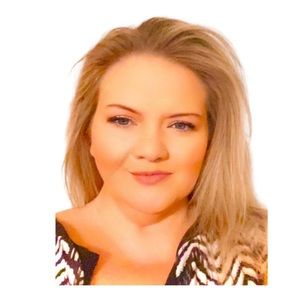 Meet your Posher, Rebecca